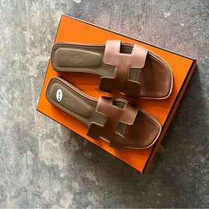 Hermes oran sandals